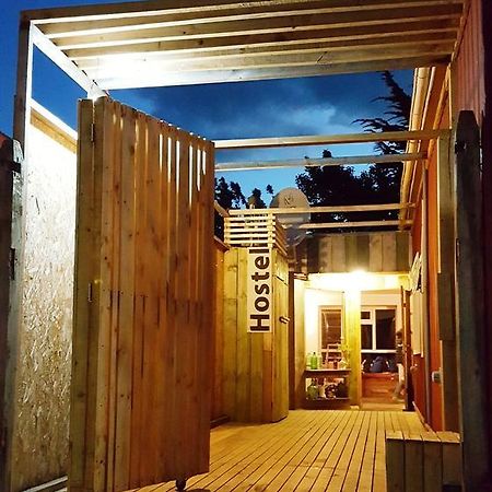 Treehouse Patagonia Hostel Πουέρτο Νατάλες Εξωτερικό φωτογραφία