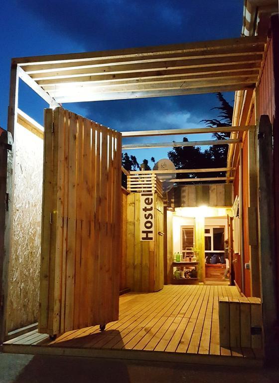 Treehouse Patagonia Hostel Πουέρτο Νατάλες Εξωτερικό φωτογραφία