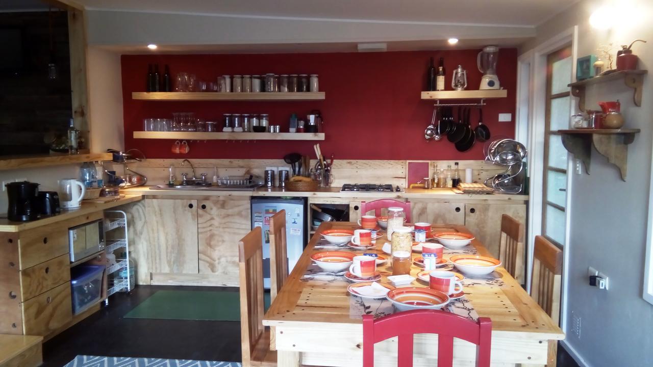Treehouse Patagonia Hostel Πουέρτο Νατάλες Εξωτερικό φωτογραφία